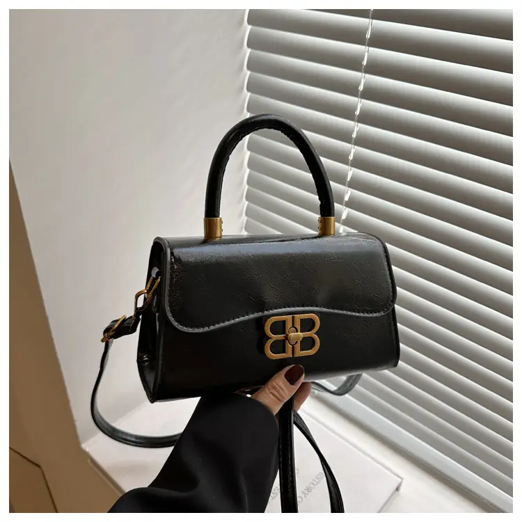 Korean Fashion Lock Shoulder Bag Women 2025 Summer — feature 45