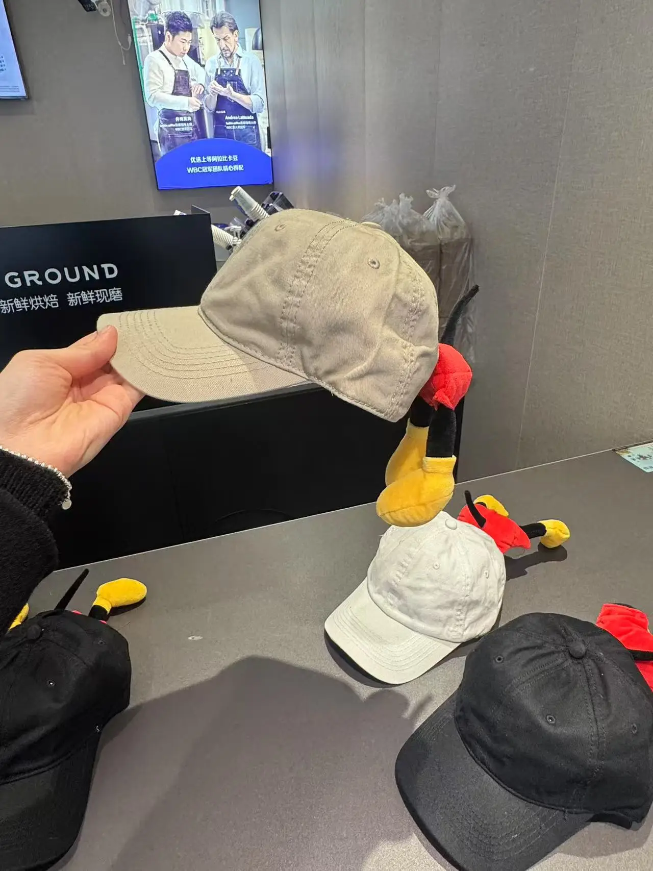 Mickey Butt Cap with Curved Brim & Peaked Design - Image 10