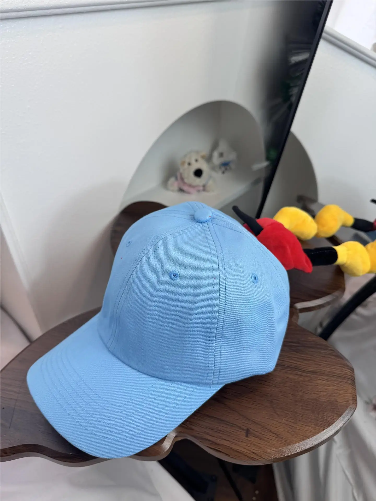 Mickey Butt Cap with Curved Brim & Peaked Design - Image 8