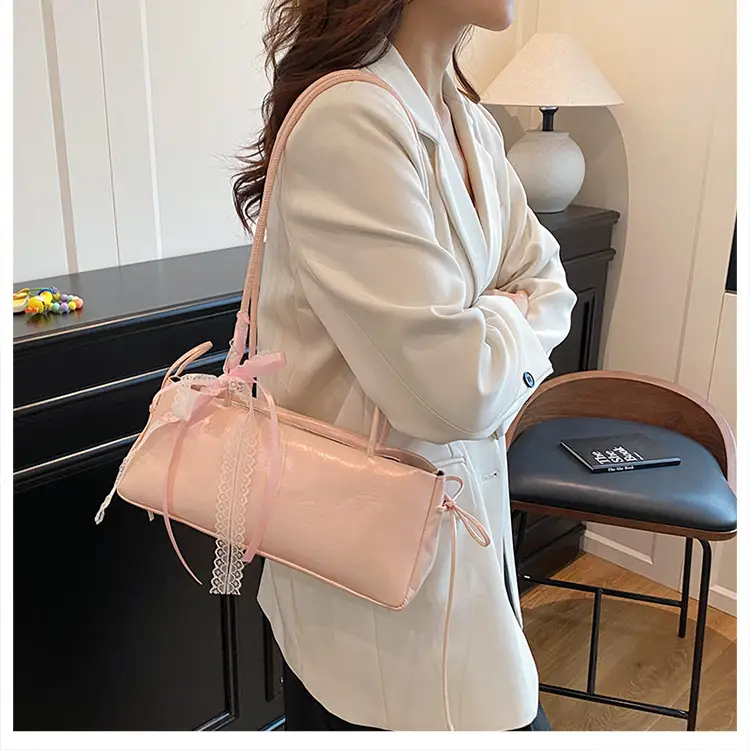 Pink Tassel Shoulder Bag for Women 2025 — feature 17