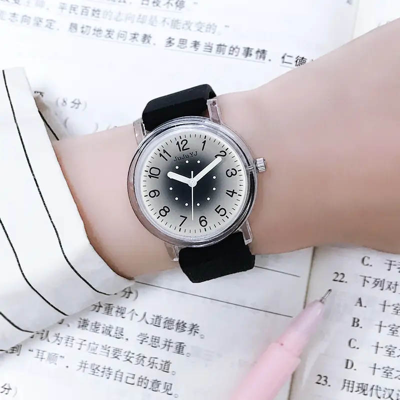 2025 New Silicone Band Student Watch Girls Junior High School Exam Special Watch Luminous Waterproof Quartz Watch