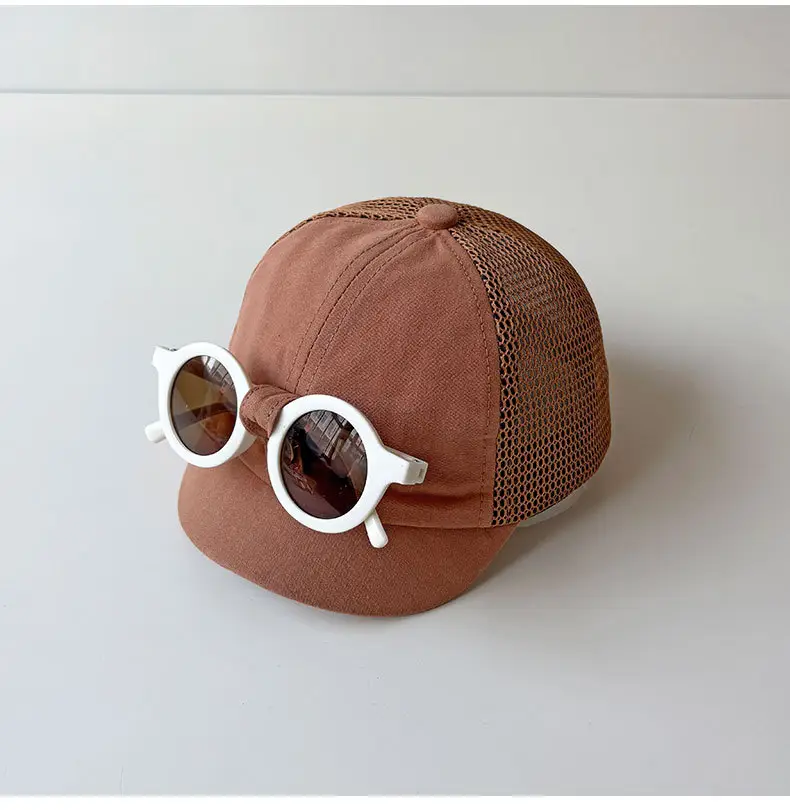 Men Women Mesh Sun Hat with White Sunglasses — feature 10