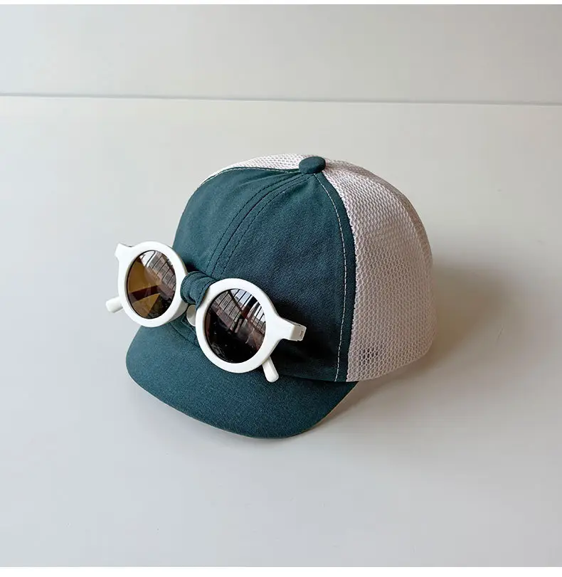 Men Women Mesh Sun Hat with White Sunglasses — feature 11