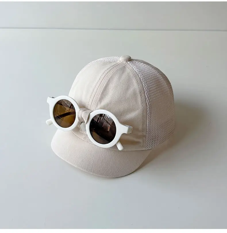 Men Women Mesh Sun Hat with White Sunglasses — feature 7