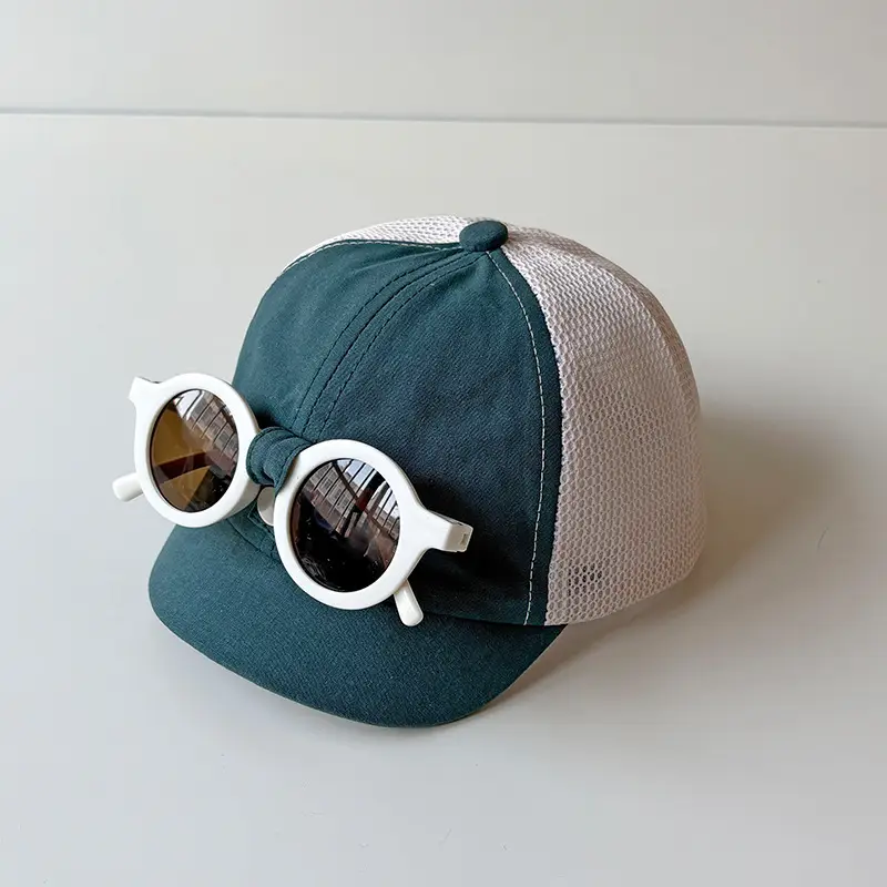 Men Women Mesh Sun Hat with White Sunglasses - Image 5