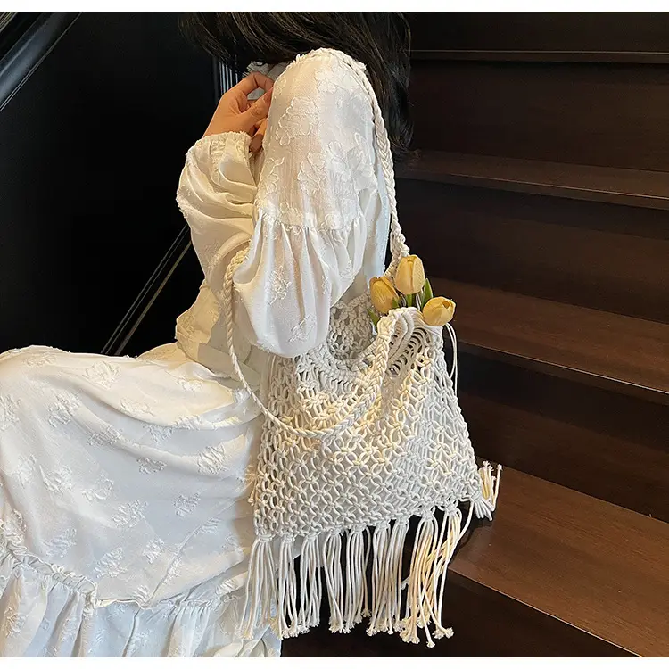 White Cotton Thread Woven Shoulder Bag 2025 — feature 11