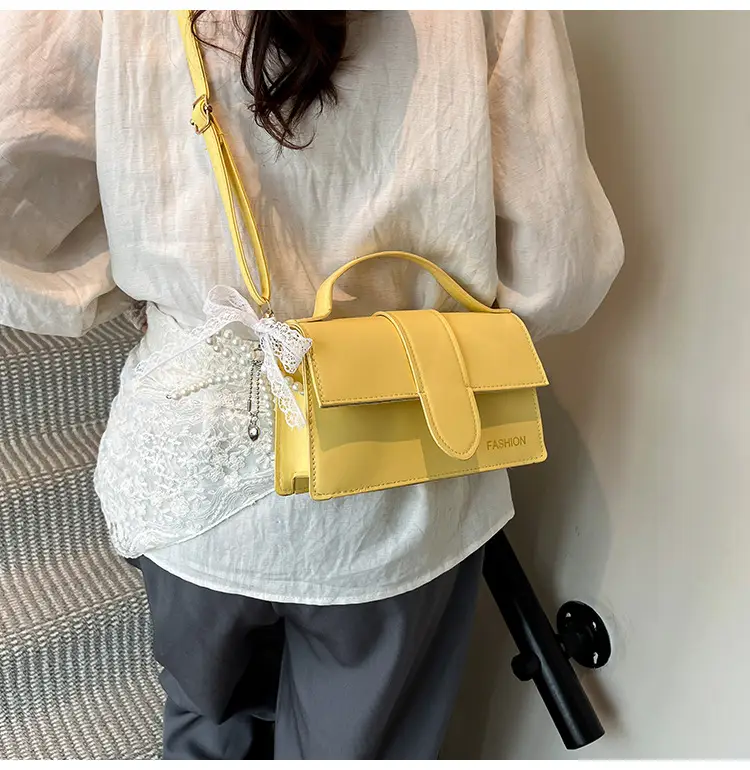 Pink Shoulder Crossbody Bag with Pearl Tassel — feature 18