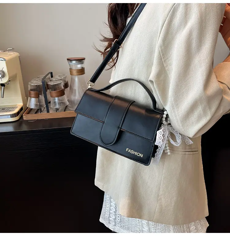 Pink Shoulder Crossbody Bag with Pearl Tassel — feature 5