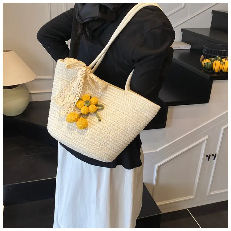 Women Straw Tote Bag Large Capacity Beach Travel Luggage — feature 9