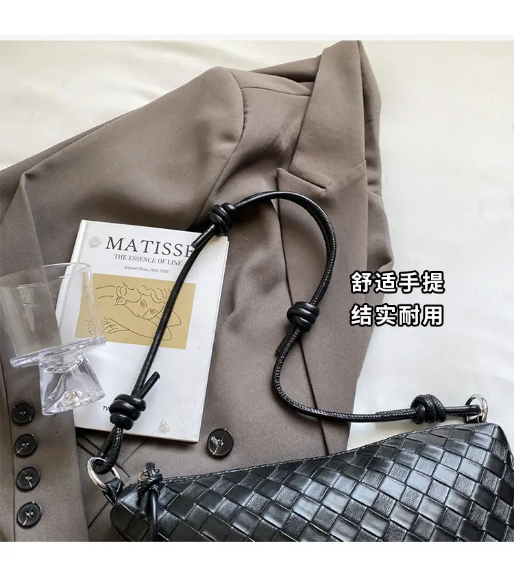 Women's Silver Saddle Crossbody Bag with Lace Trim — feature 4