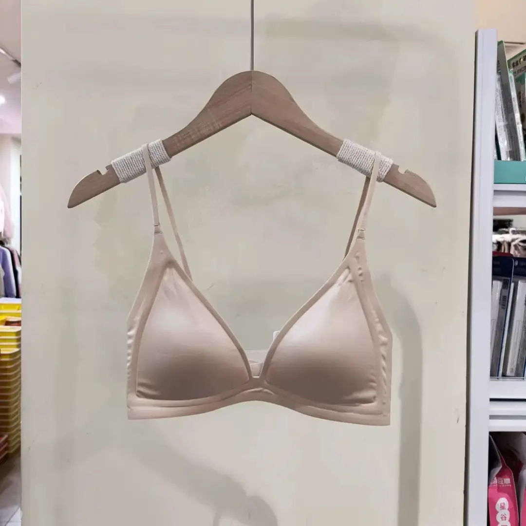 Fengzhixin Original French Deep V Triangle Cup Intimates Without Rims Beautiful Back Seamless Push-Up Summer Thin Bra — feature 19