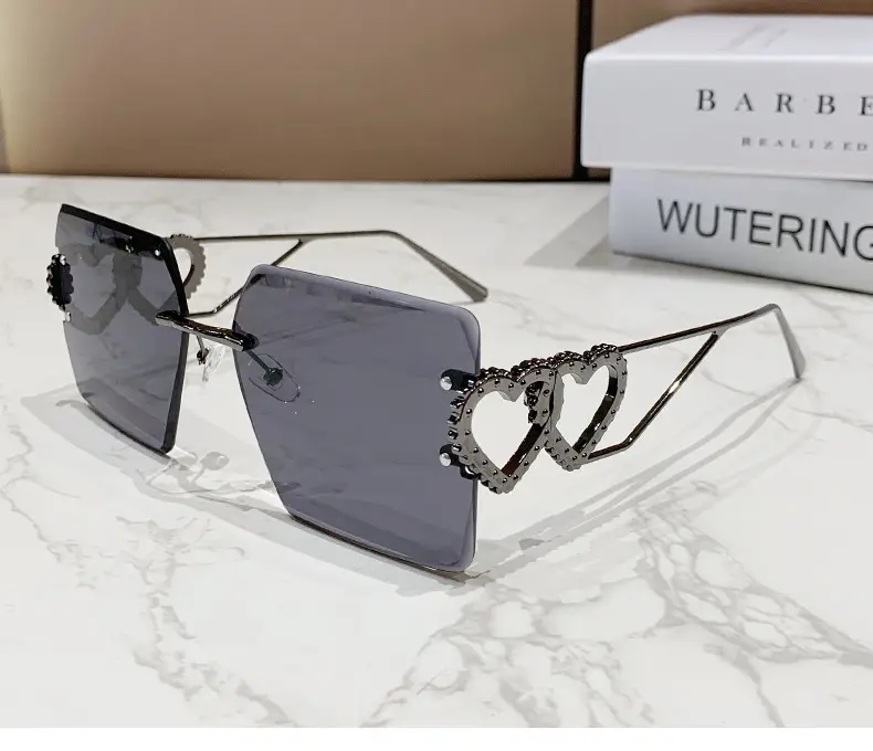 Heart Personalized Sunglasses Anti-UV Big Face Cut — feature 12