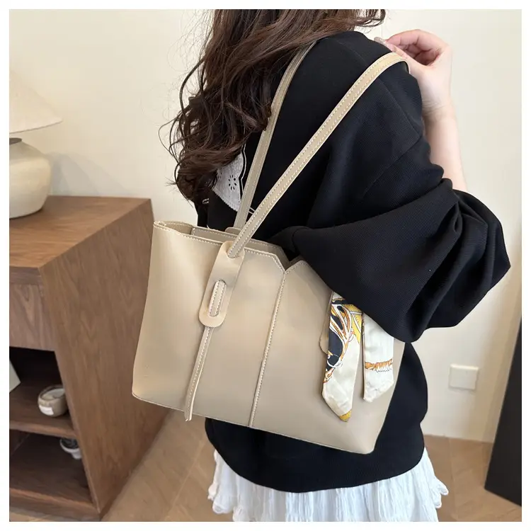 Black Luxury Shoulder Bag with Gold Embroidery — feature 16