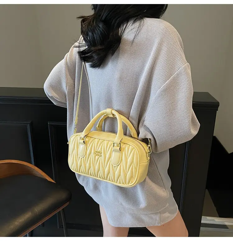 Women's Pink Quilted Shoulder Crossbody Bag 2025 — feature 12