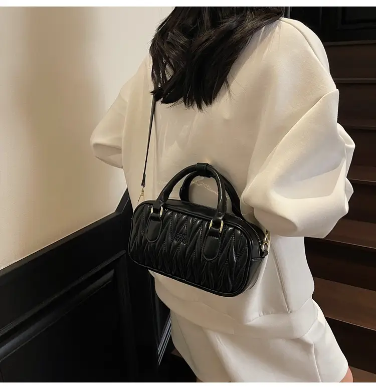 Women's Pink Quilted Shoulder Crossbody Bag 2025 — feature 15