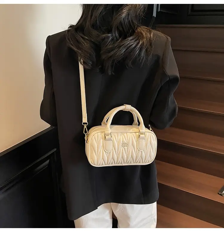 Women's Pink Quilted Shoulder Crossbody Bag 2025 — feature 17