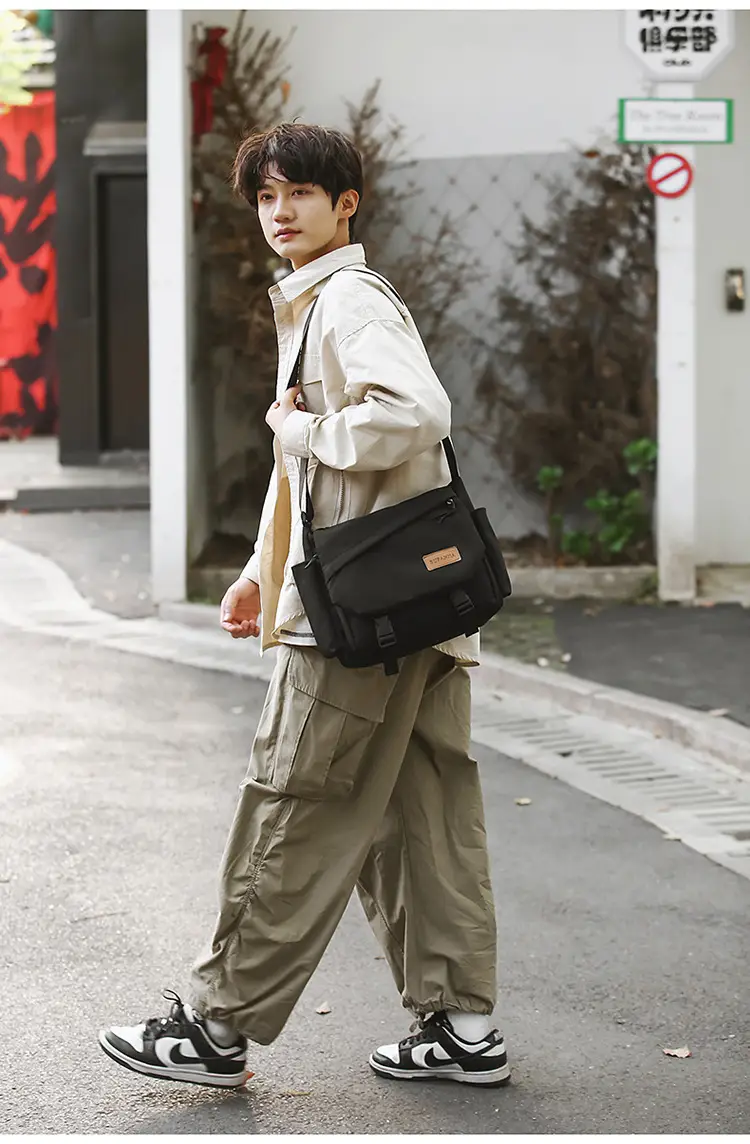 Crossbody Bag for Men Japanese Style Harajuku Messenger Bag — feature 9