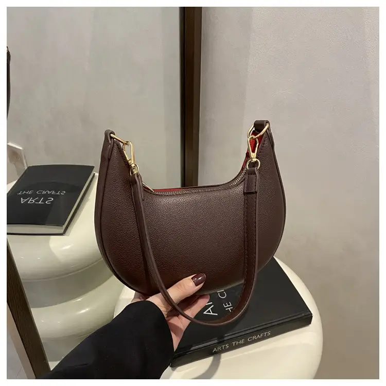 Crescent Shoulder Bag Brown Leather New Fashion