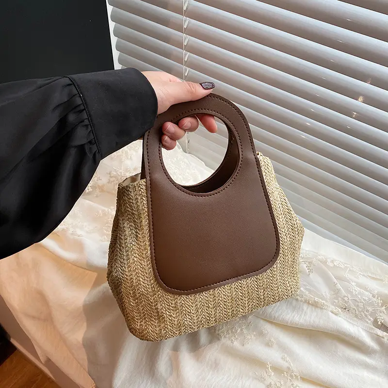 Spliced Straw Bag Large Capacity Shoulder Tote Wholesale — feature 16