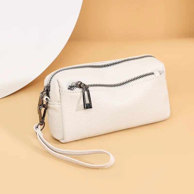 Black Retro Crossbody Bag for Women with Zip & Strap - Image 10