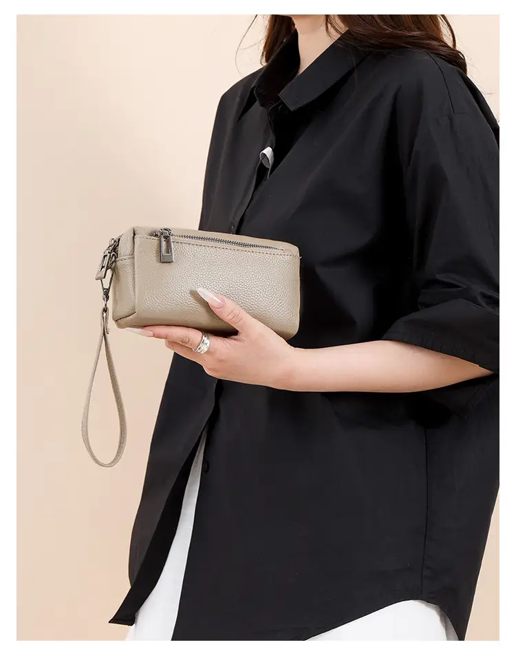 Black Retro Crossbody Bag for Women with Zip & Strap — feature 32