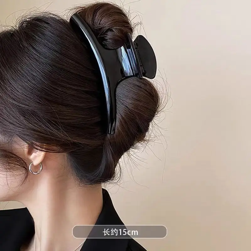 French-Style Oversized Curved Hair Clip for Women — feature 7