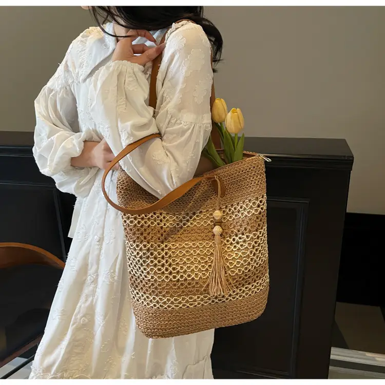 2025 Spring Niche Design Single Shoulder Crossbody Bag — feature 10