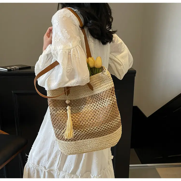 2025 Spring Niche Design Single Shoulder Crossbody Bag — feature 15