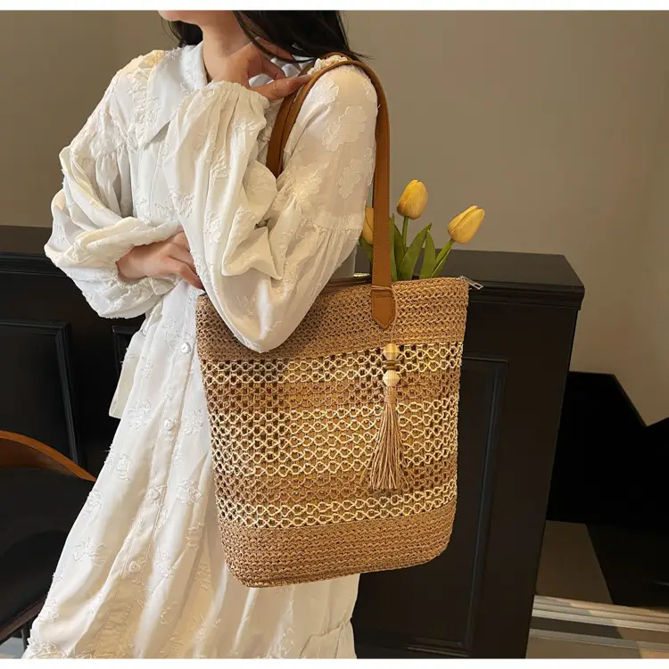 2025 Spring Niche Design Single Shoulder Crossbody Bag — feature 9