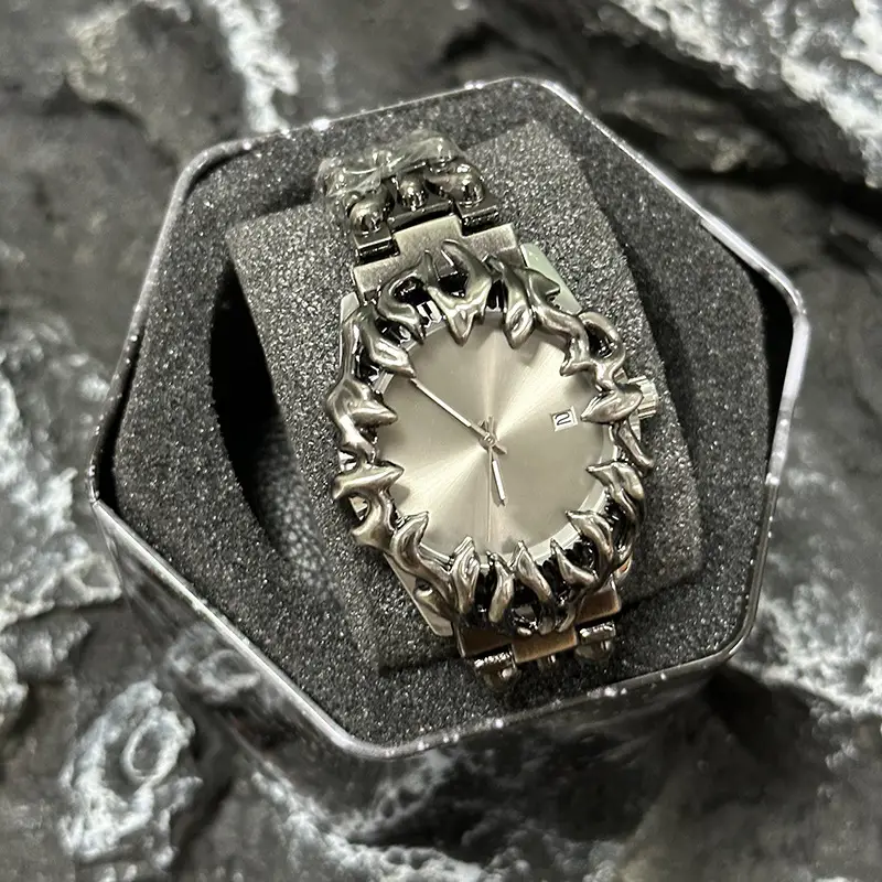 Retro European Claw Watch with Special Shape Dial - Image 8