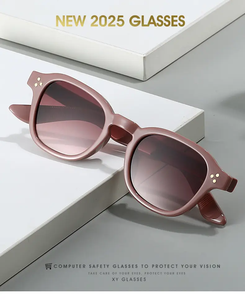 Women Retro Tortoiseshell Sunglasses Anti-UV Black β feature 1
