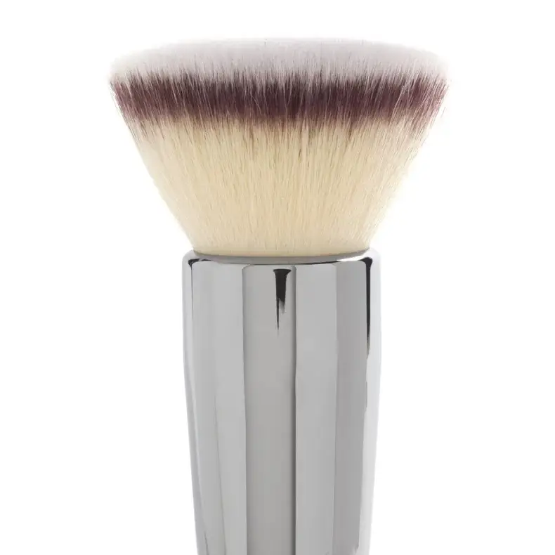 T Series Flat Head Makeup Brush for Foundation & Concealer — feature 2