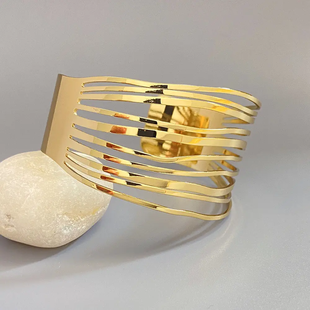 European and American Exaggerated Gold Wide-Brimmed Fashion Geometric Stripe Open Bracelet, High-End Glossy Surface Wristband Arm Band — feature 10