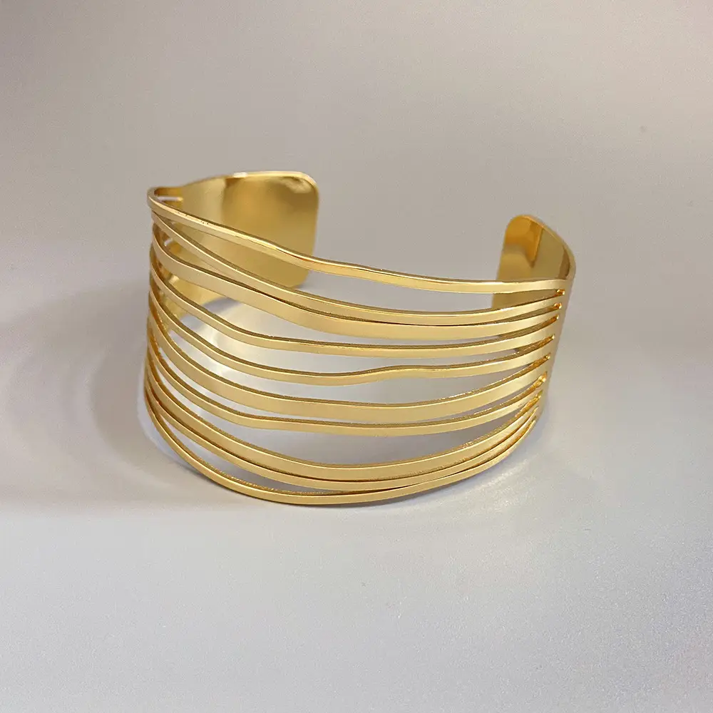 European and American Exaggerated Gold Wide-Brimmed Fashion Geometric Stripe Open Bracelet, High-End Glossy Surface Wristband Arm Band — feature 5