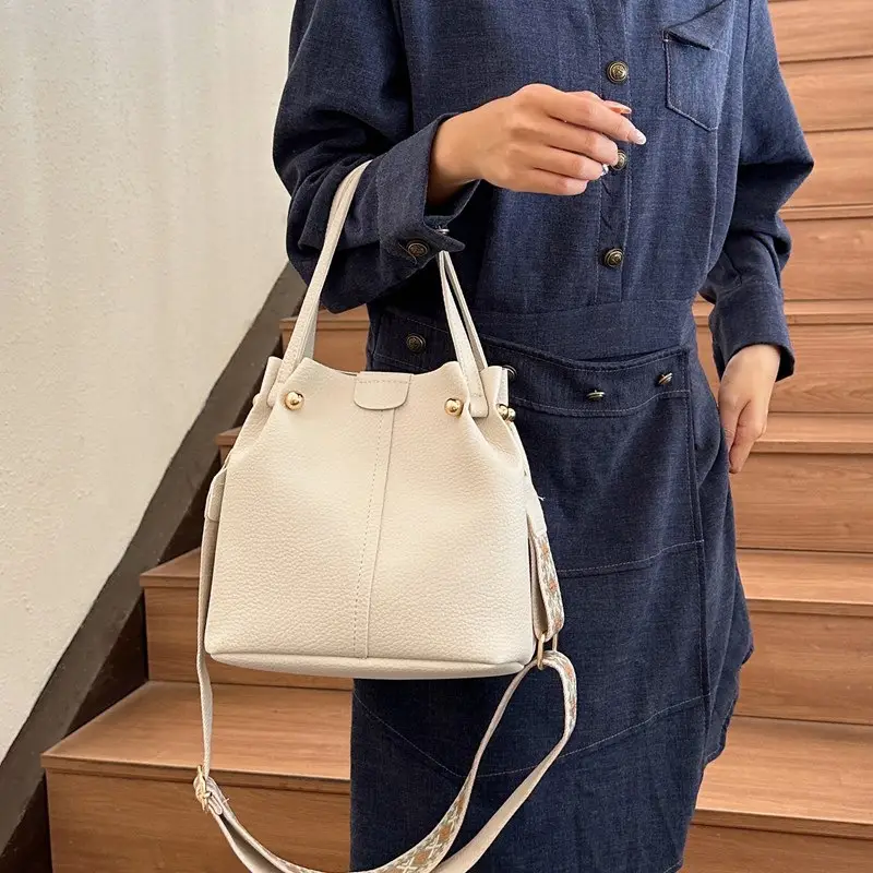 Black Korean Textured Shoulder Bag for Women - Image 8