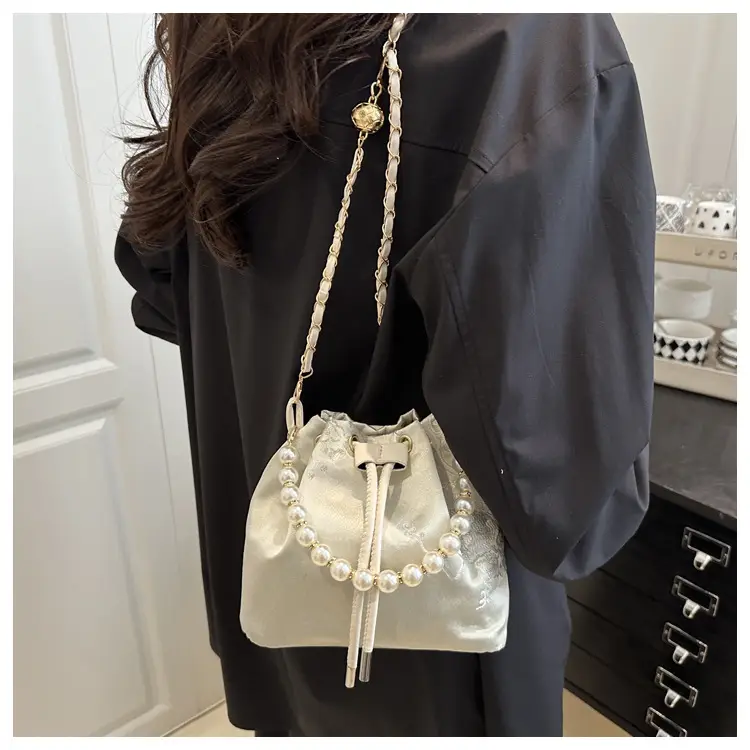 Pearl Embroidered Hand-Carrying Bag for Women — feature 25