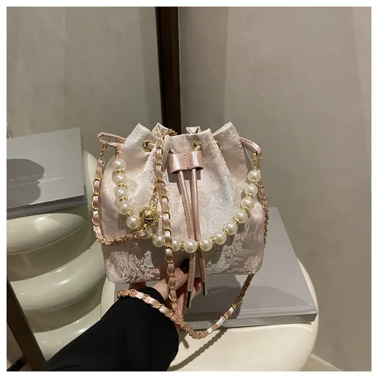 Pearl Embroidered Hand-Carrying Bag for Women — feature 31