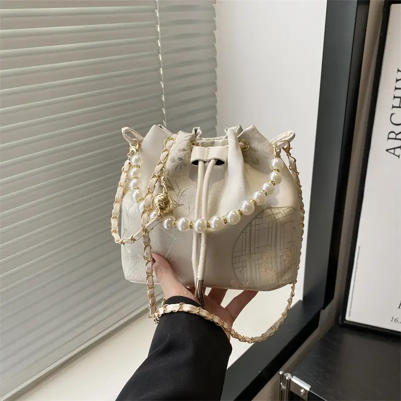 Pearl Embroidered Hand-Carrying Bag for Women - Image 2