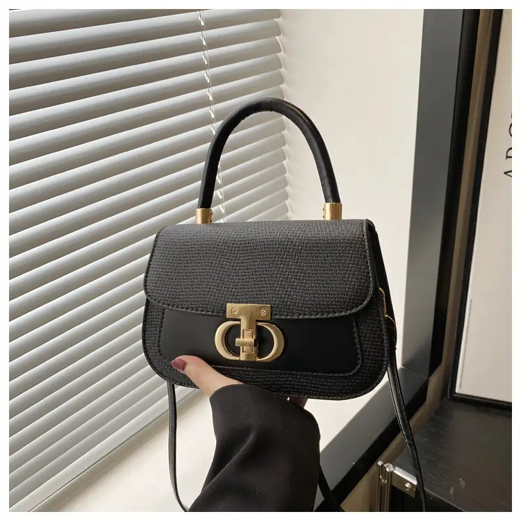 2025 New High-End Beige White Embroidered Shoulder Bag — feature 13