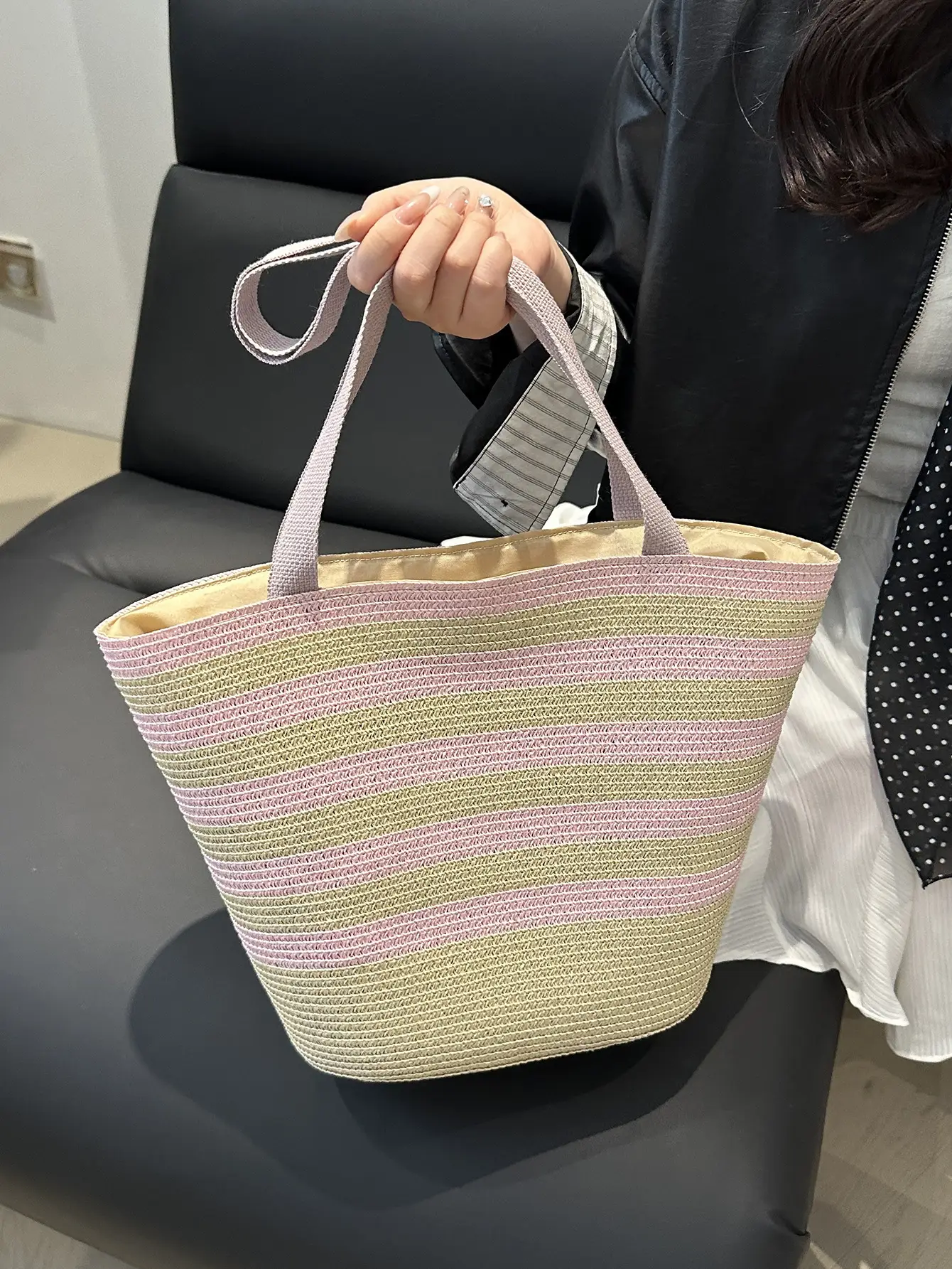 Straw Beach Bag Yellow Stripes Large Capacity - Image 5
