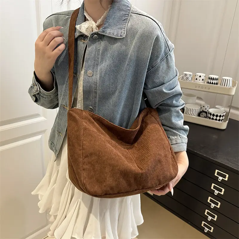 Green Textured Shoulder Bag for Students & Daily Use
