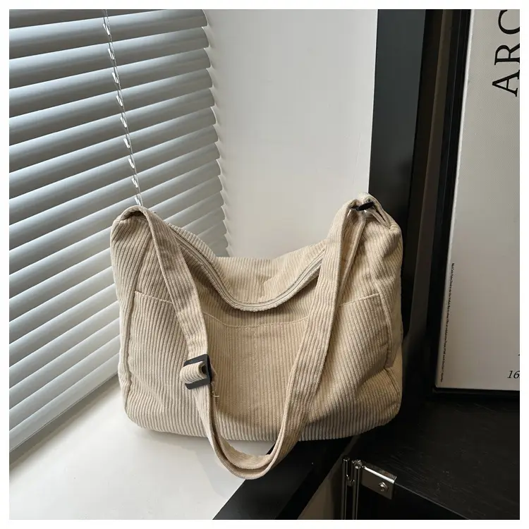 Green Textured Shoulder Bag for Students & Daily Use — feature 10