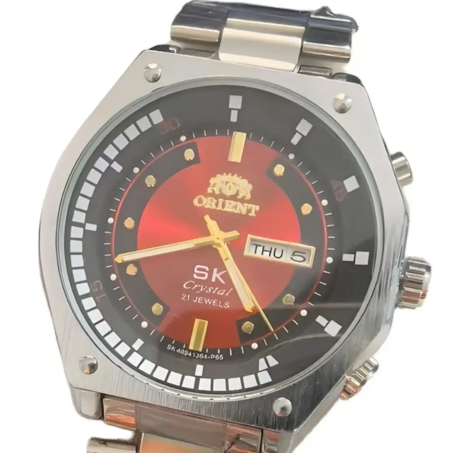 Men's Luminous Steel Band Quartz Watch with 3-Pin Display - Image 9