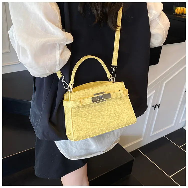 Red Korean Style Shoulder Bag for Women 2026 — feature 21