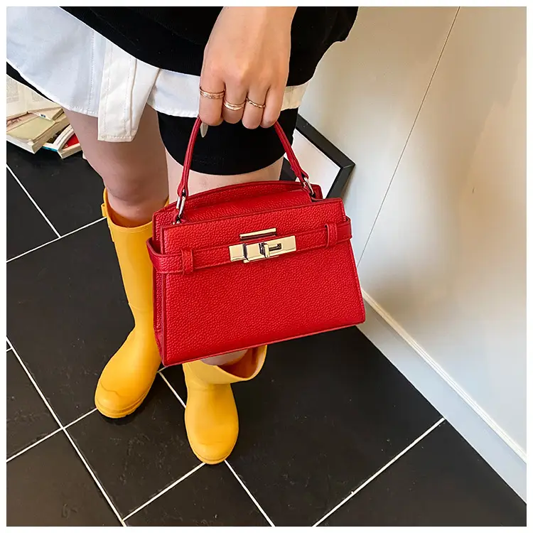 Red Korean Style Shoulder Bag for Women 2026 — feature 27