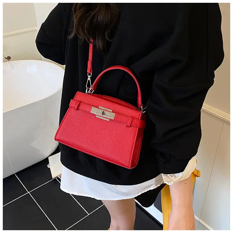 Red Korean Style Shoulder Bag for Women 2026 — feature 31