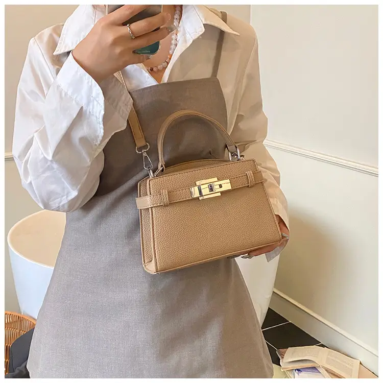 Red Korean Style Shoulder Bag for Women 2026 — feature 32