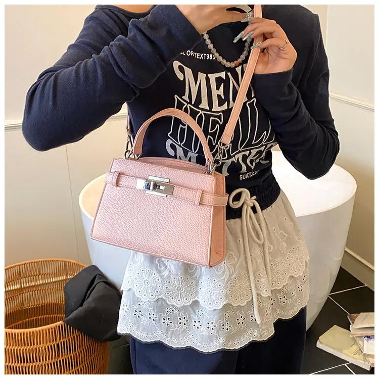 Red Korean Style Shoulder Bag for Women 2026 — feature 43