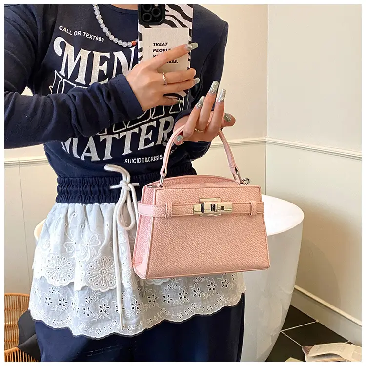 Red Korean Style Shoulder Bag for Women 2026 — feature 44