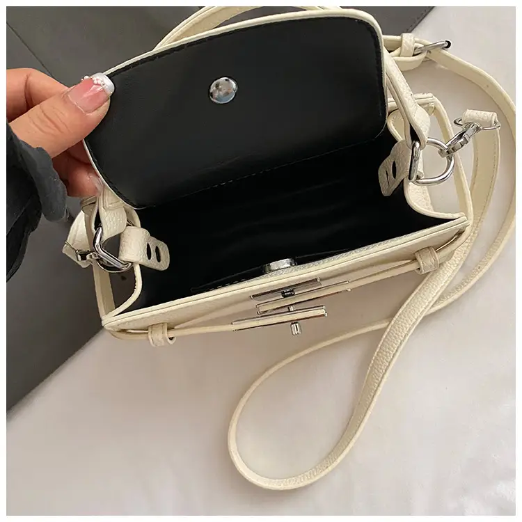 Red Korean Style Shoulder Bag for Women 2026 — feature 48